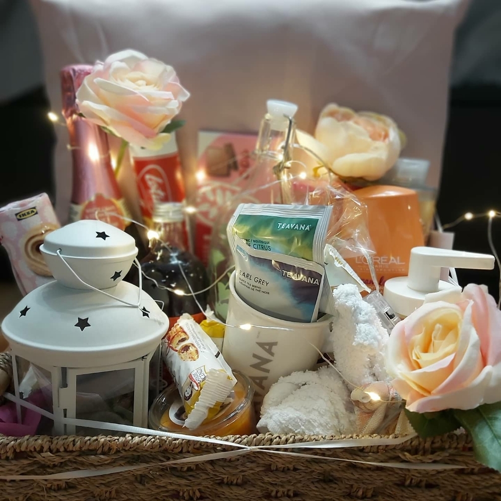 Gift Baskets and Paintings